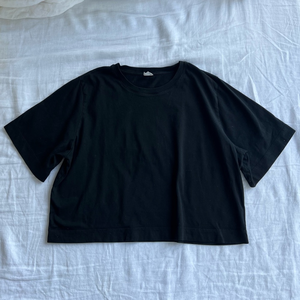 Wilfred Black Short Sleeve Tee